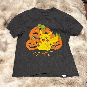 Gray Halloween shirt- Pikachu and Pumpkins
